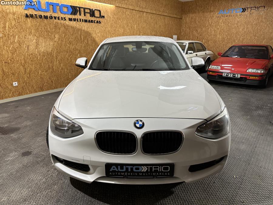 BMW 116 d EfficientDynamics - 13 foto 2