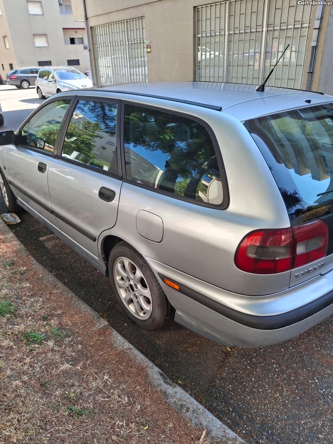 Volvo V40 Carrinha — fotografia 3