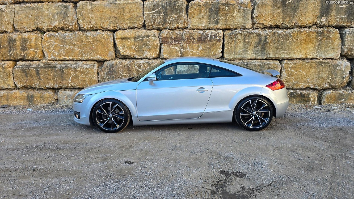 Audi TT 2.0 TFSI - 09 — photo 3