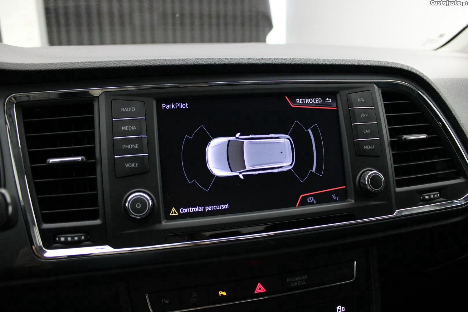 SEAT Ateca 1.6 TDI STYLE — fotografia 14