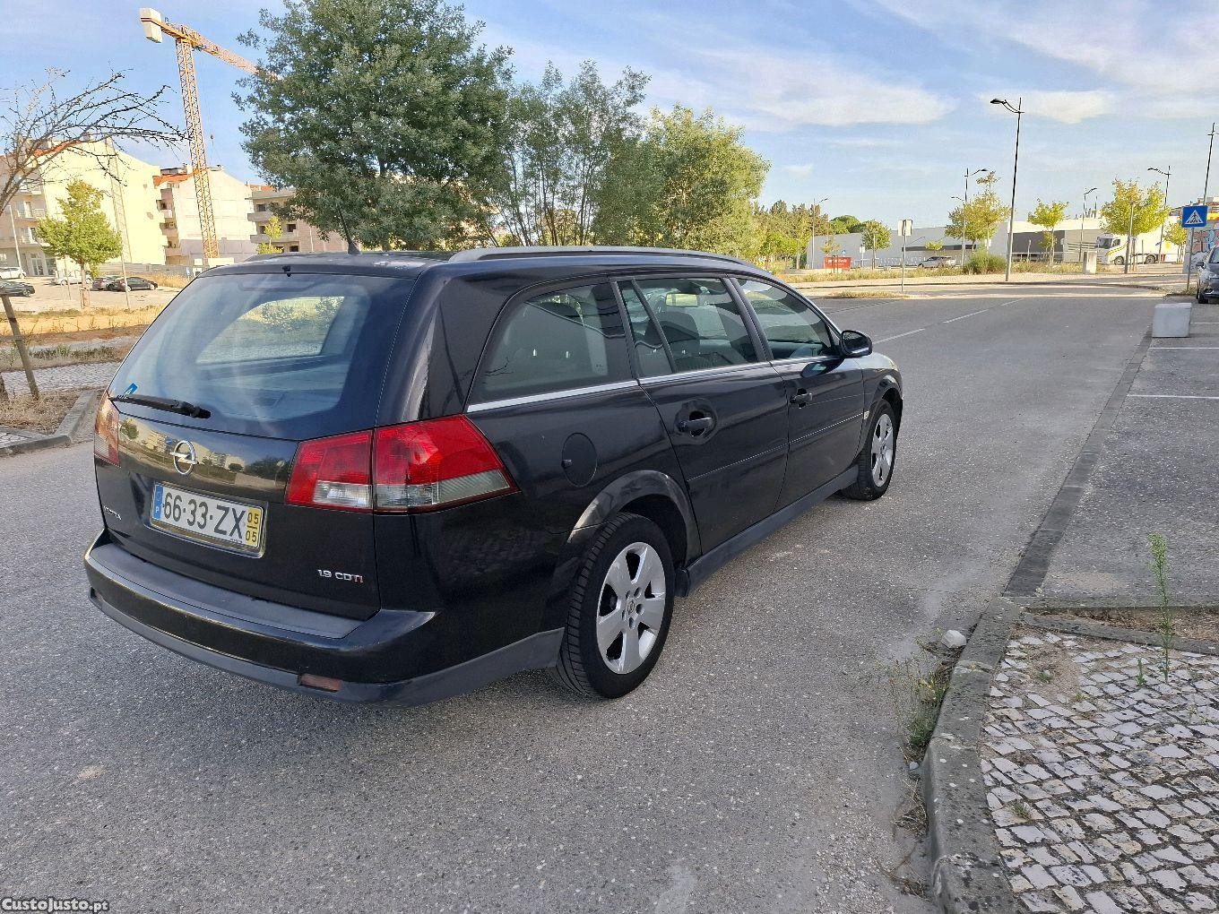 Opel Vectra 1.9 — fotografia 8