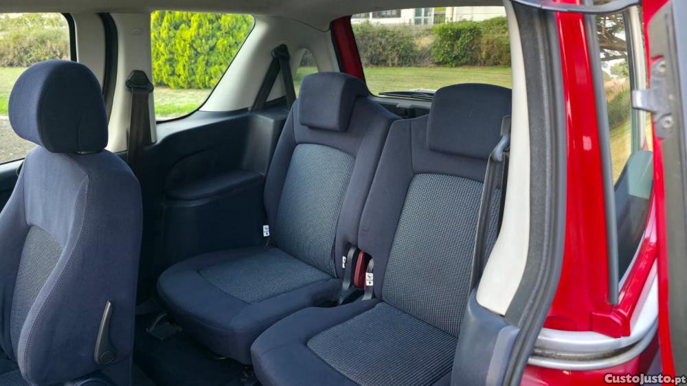 Peugeot 1007 1.4 HDi Trendy — fotografia 3
