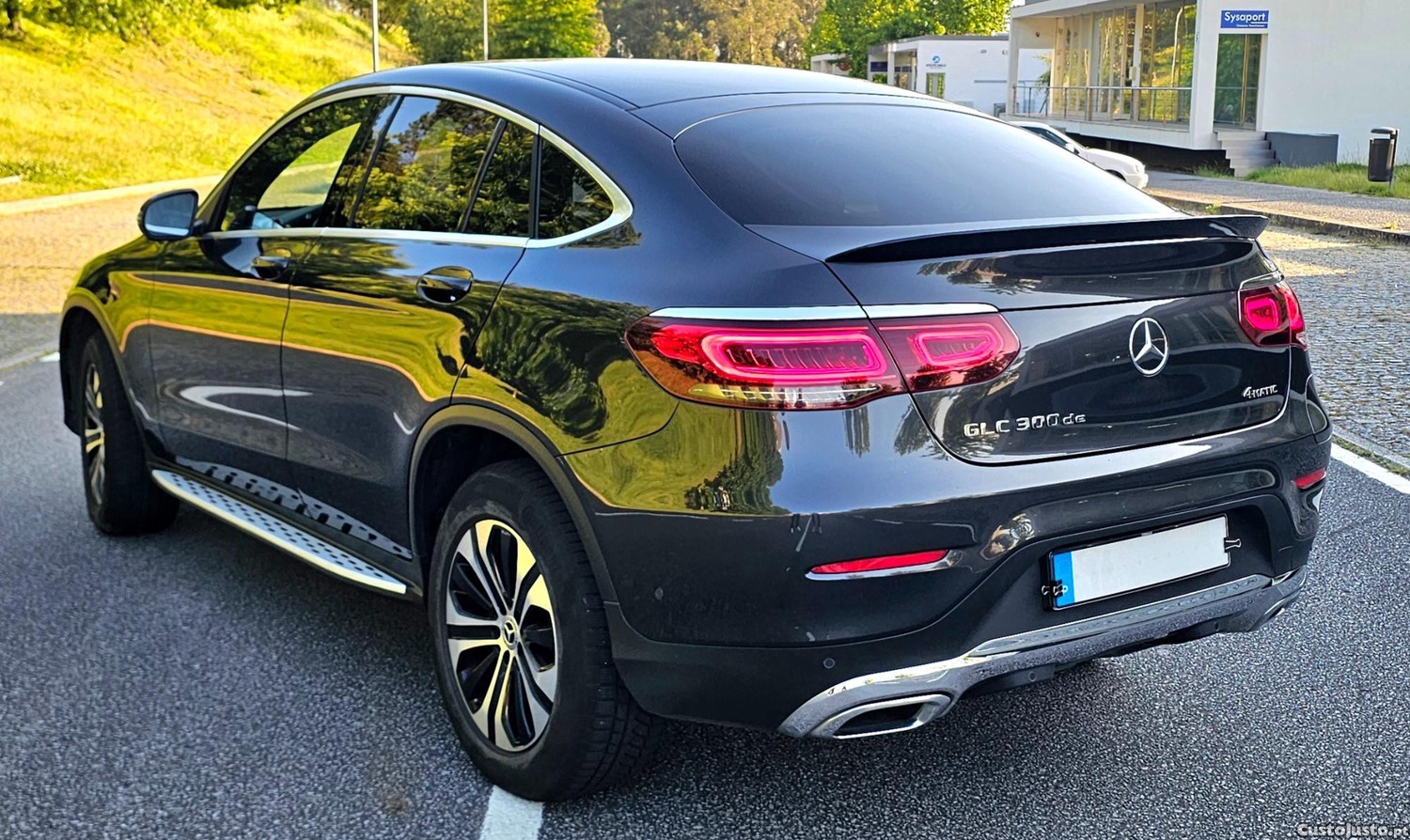 Mercedes-Benz GLC 300 DE 2022 — fotografia 6