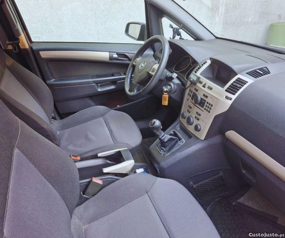 Opel Zafira Enjoy — fotografia 3