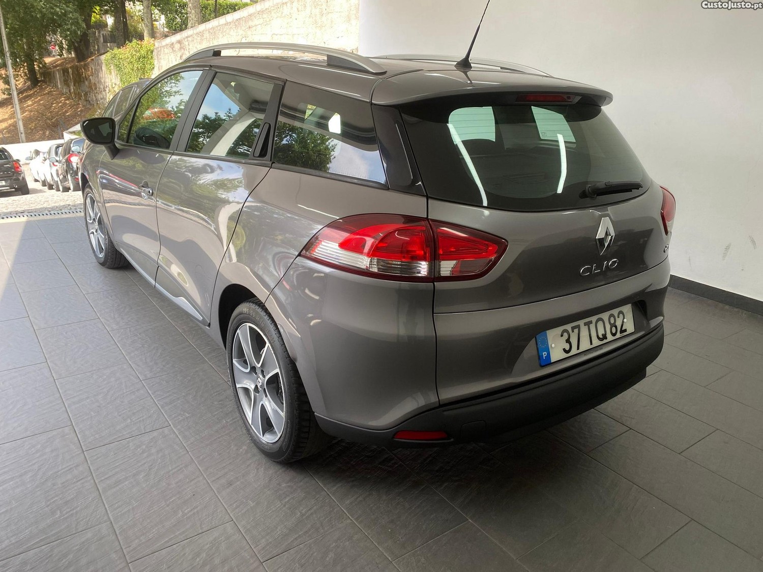 Renault Clio 1.5 dCi Confort — fotografia 8