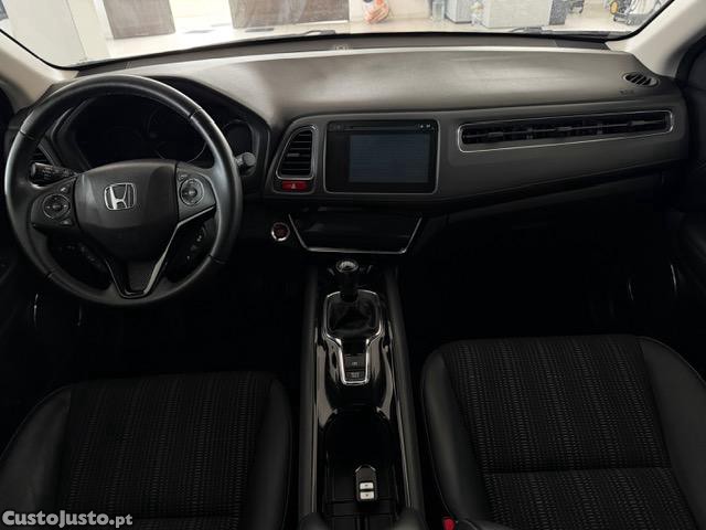 Honda HR-V 1.6 i-DTEC Executive — fotografia 4