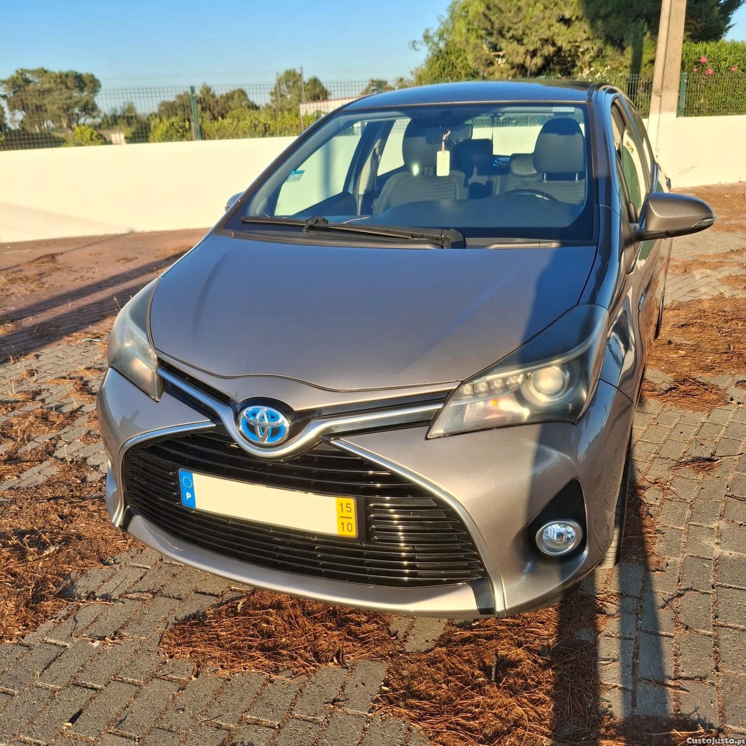 Toyota Yaris Hybrid — fotografia 11