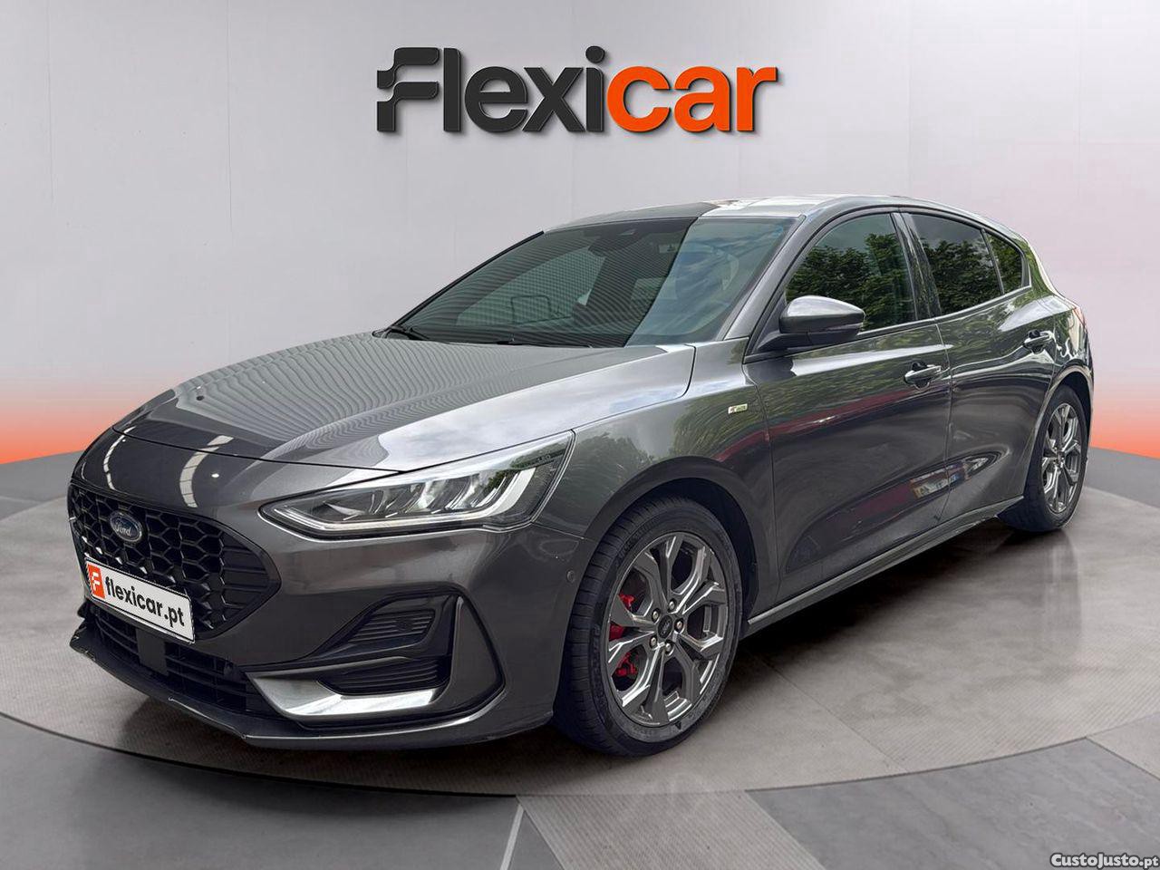 Ford Focus 1.0 EcoBoost MHEV ST-Line — fotografia 19