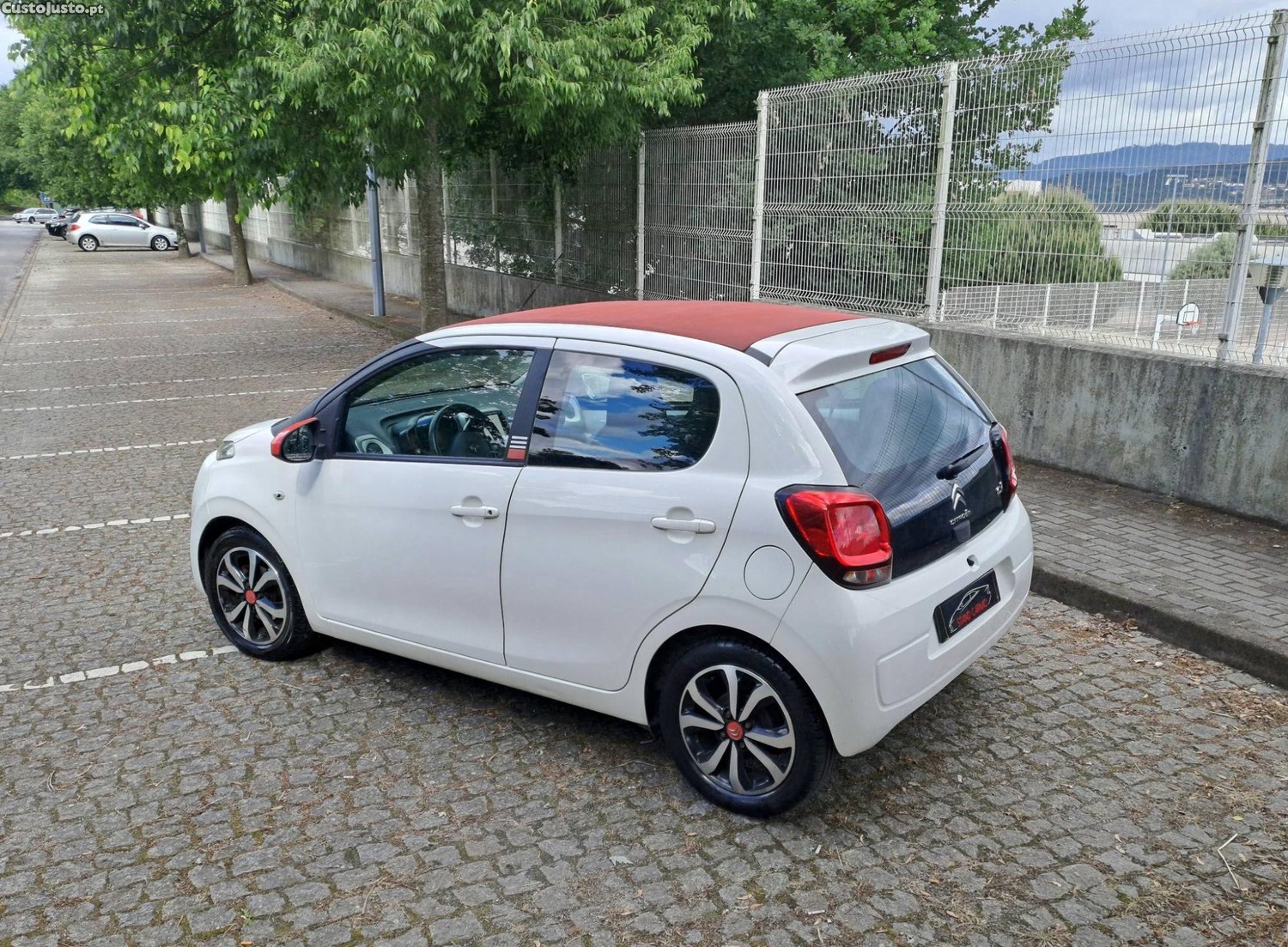 Citroën C1 1.2 VTI SHINE — fotografia 5
