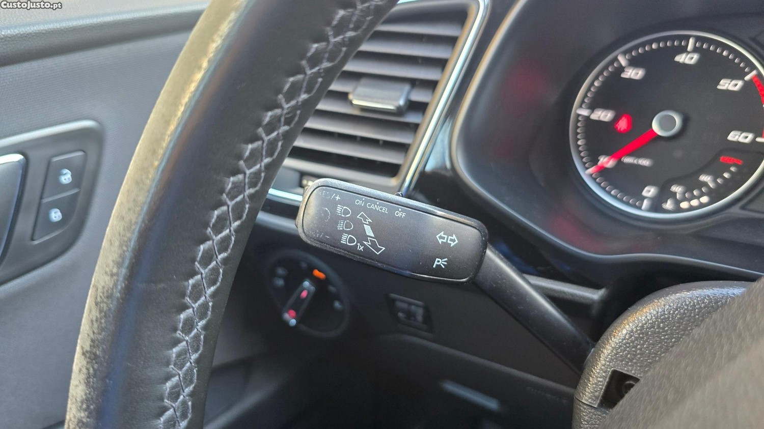 SEAT Leon 1.6 TDI Style — fotografia 18