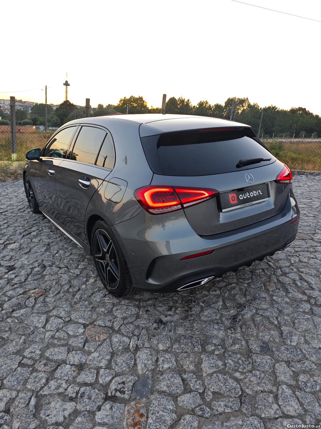 Mercedes-Benz A 180 AMG Line Auto — fotografia 16