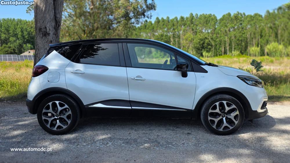 Renault Captur 0.9 TCE Exclusive — fotografia 8