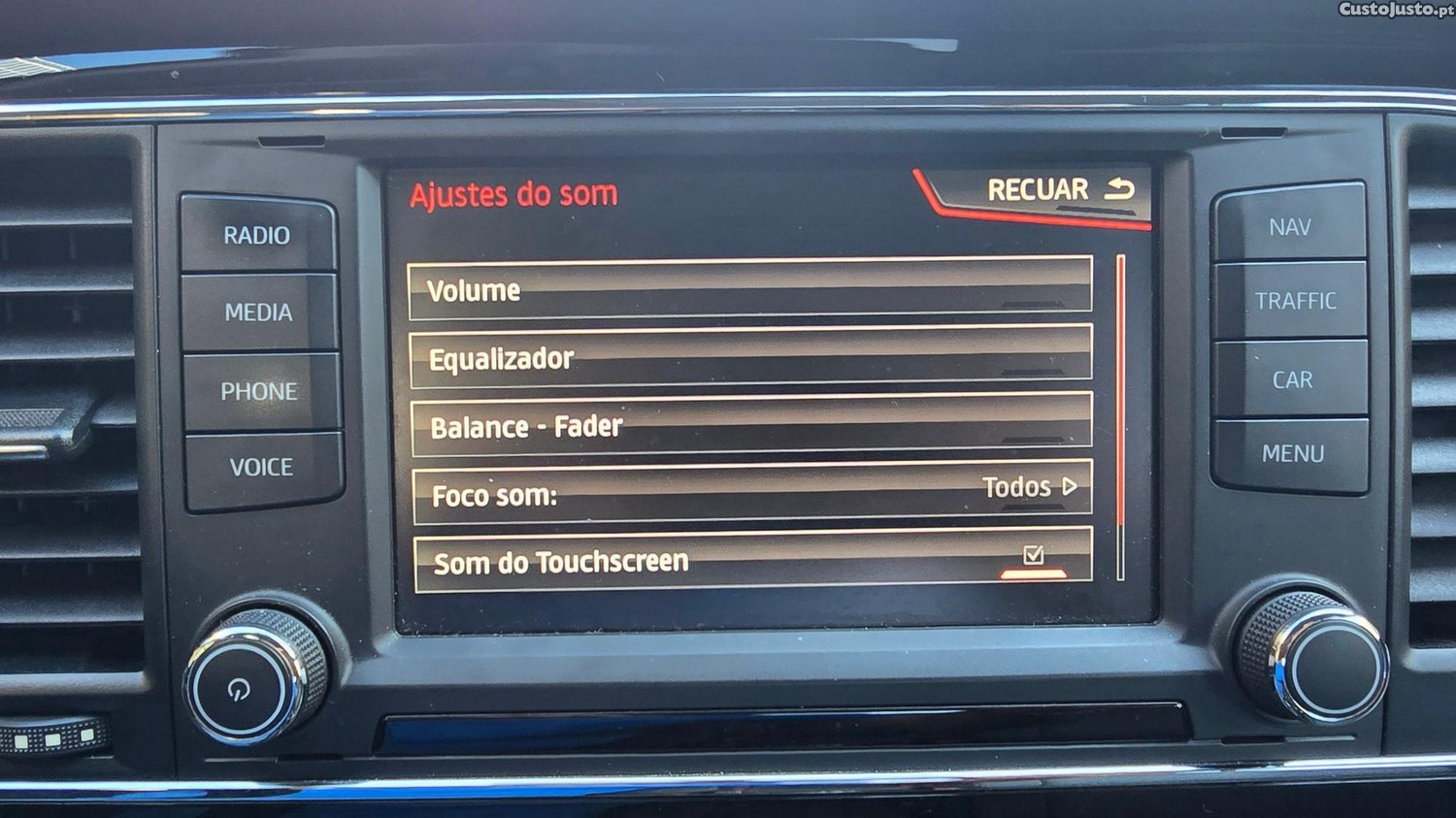 SEAT Leon 1.6 TDI Style — fotografia 11