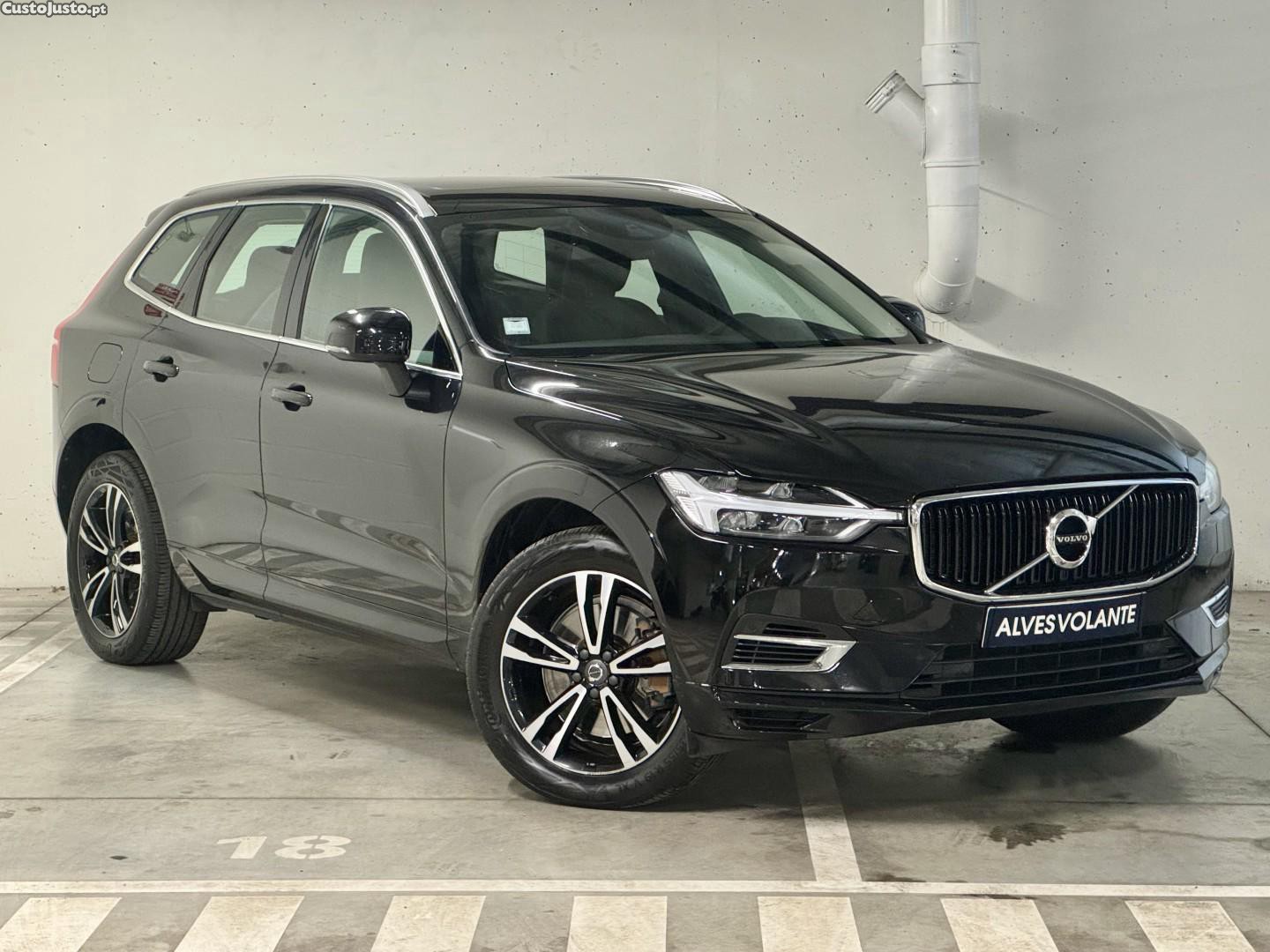 Volvo XC 60 2.0 T8 PHEV R-Design AWD — fotografia 17