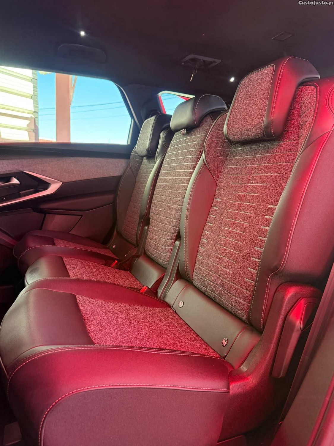 Peugeot 5008 Allure Hybrid E-DC56 — fotografia 5