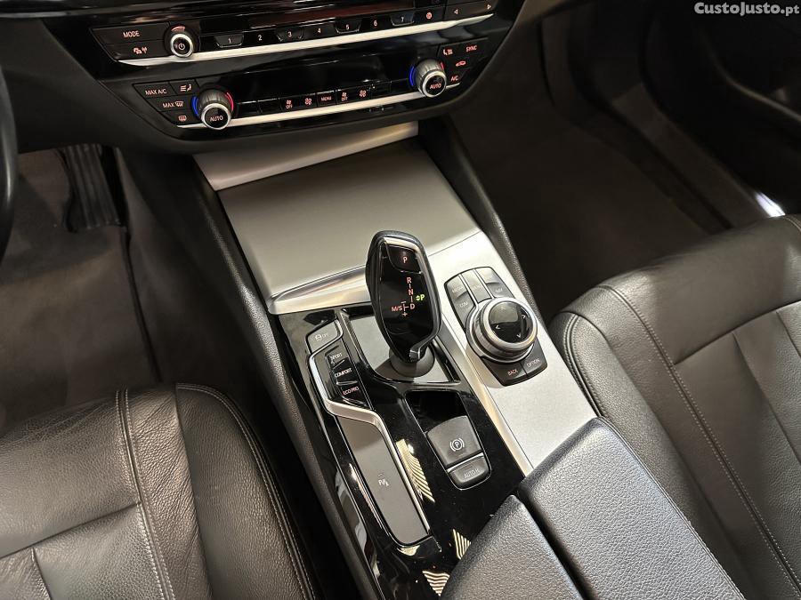 BMW 520 d Touring Aut. — fotografia 9