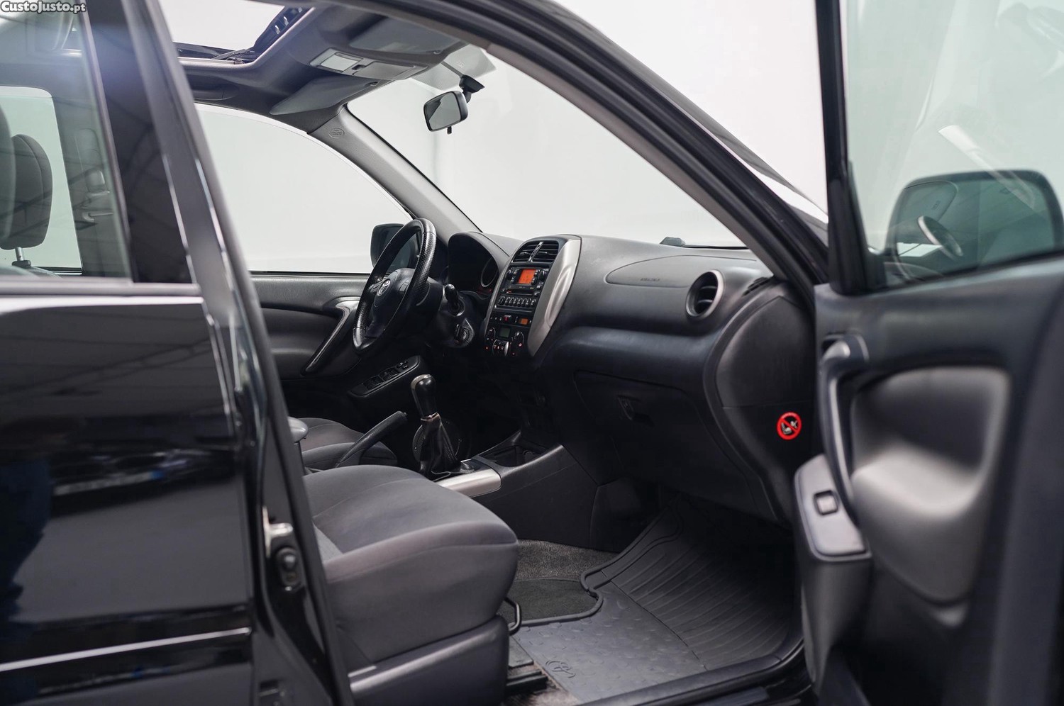 Toyota RAV4 D-4D 4WD - 03 foto 4