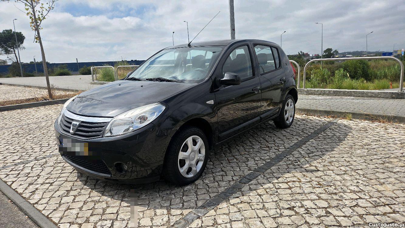 Dacia Sandero 1.2 16v 75cv — fotografia 11
