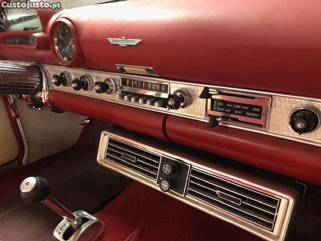 Ford Thunderbird Convertible — fotografia 12