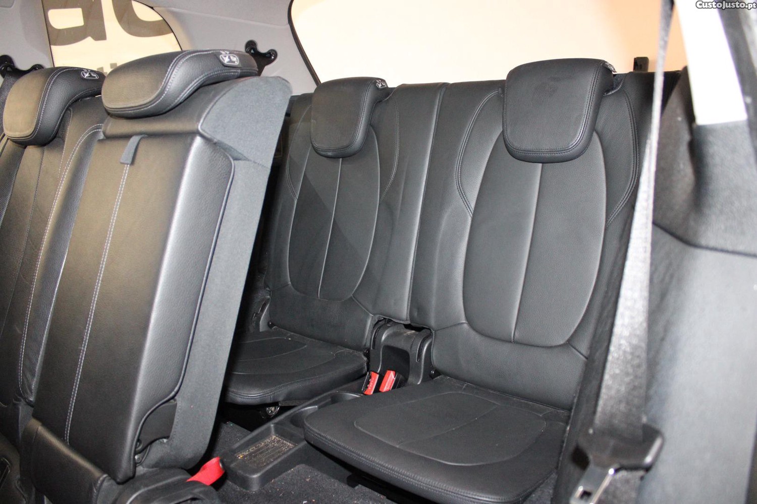 BMW 216 Gran Tourer D LINE LUXURY 7L (AUTO) — fotografia 8
