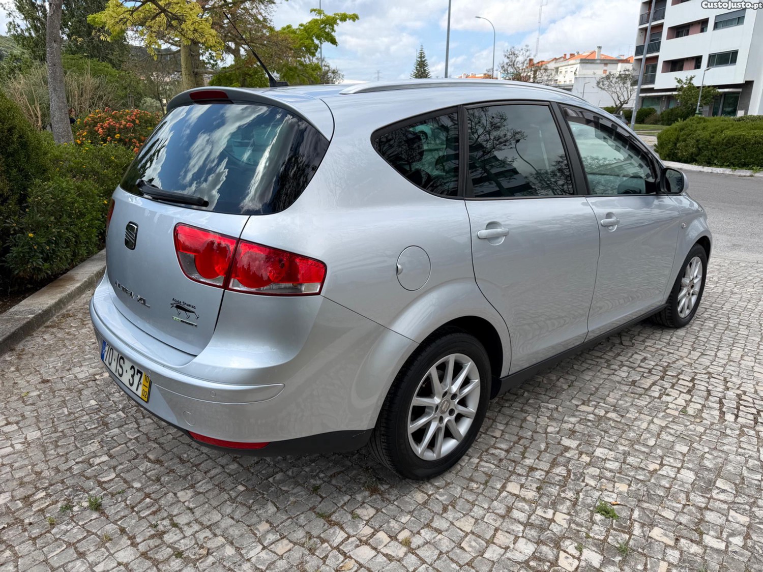 SEAT Altea LX1.6 TDI ECOMOTIVE STYLE — fotografia 17
