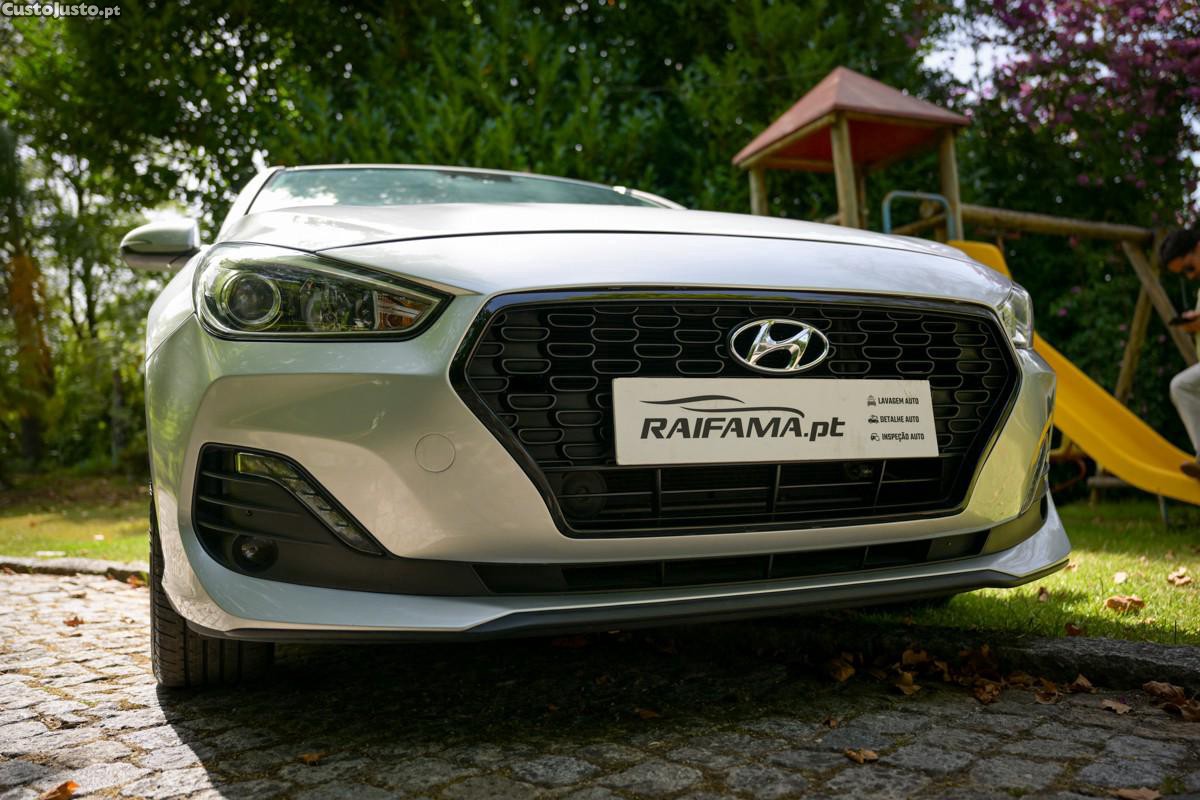 Hyundai i30 1.6 CRDi Style+Navi — fotografia 12