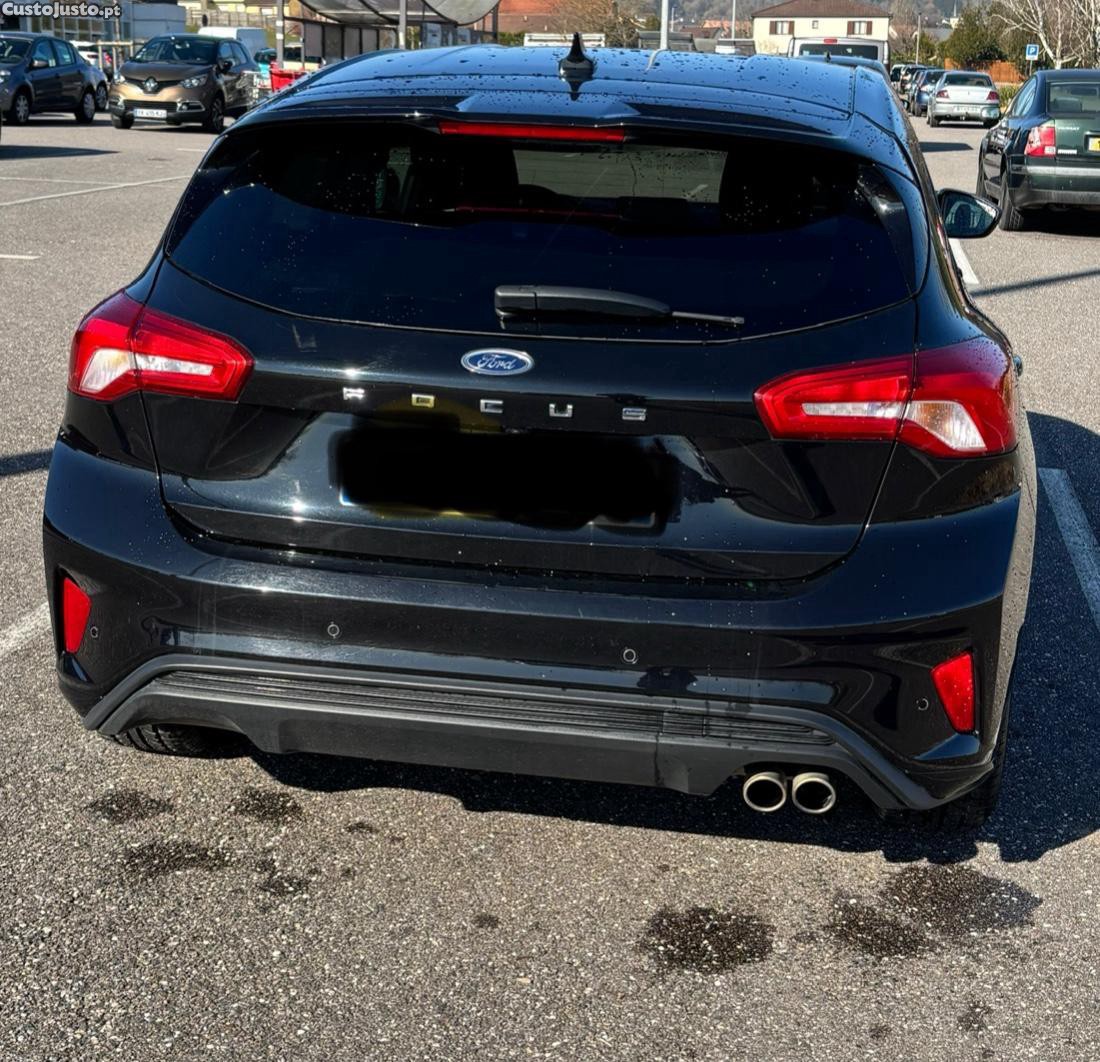 Ford Focus ST LineX — fotografia 5