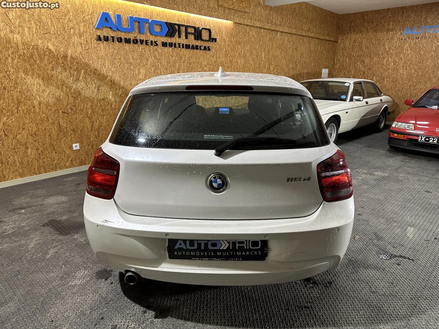 BMW 116 d EfficientDynamics - 13 foto 4