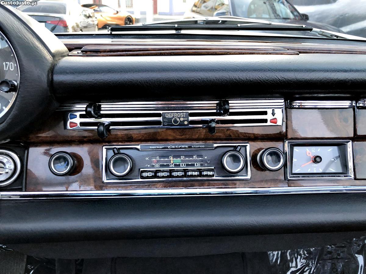 Mercedes-Benz 280 SE W-111 Cabriolet — fotografia 32