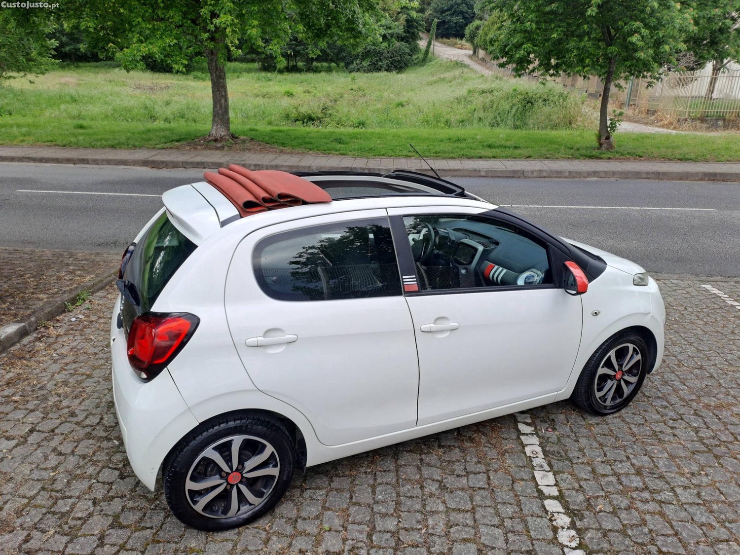 Citroën C1 1.2 VTI SHINE — fotografia 6