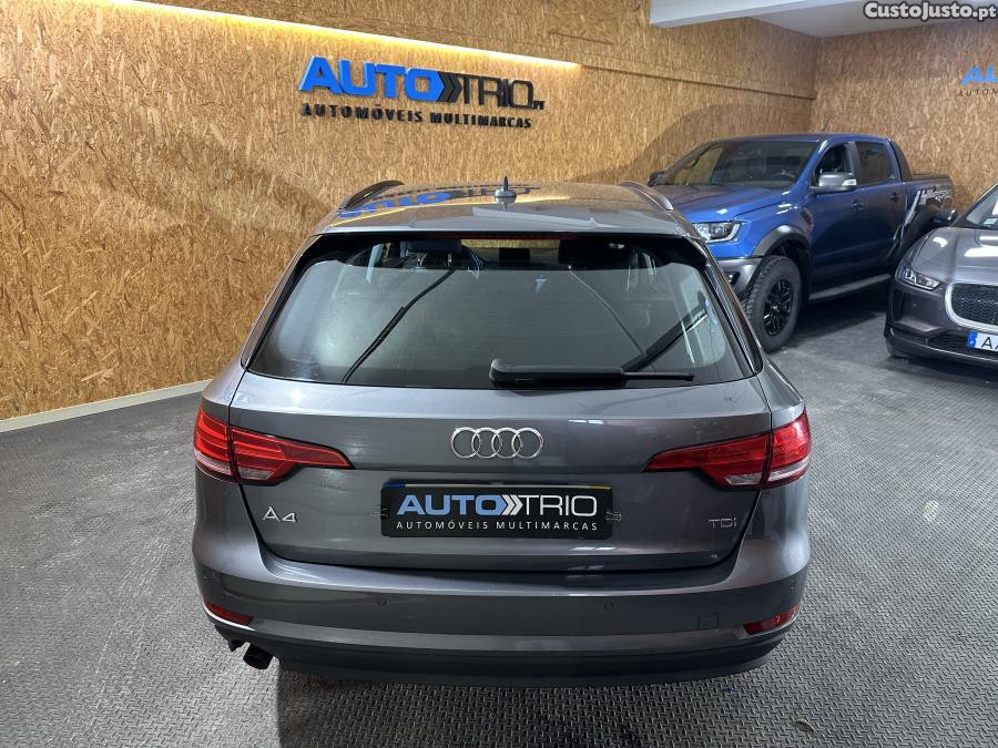 Audi A4 2.0 TDI Business Lin — fotografia 16