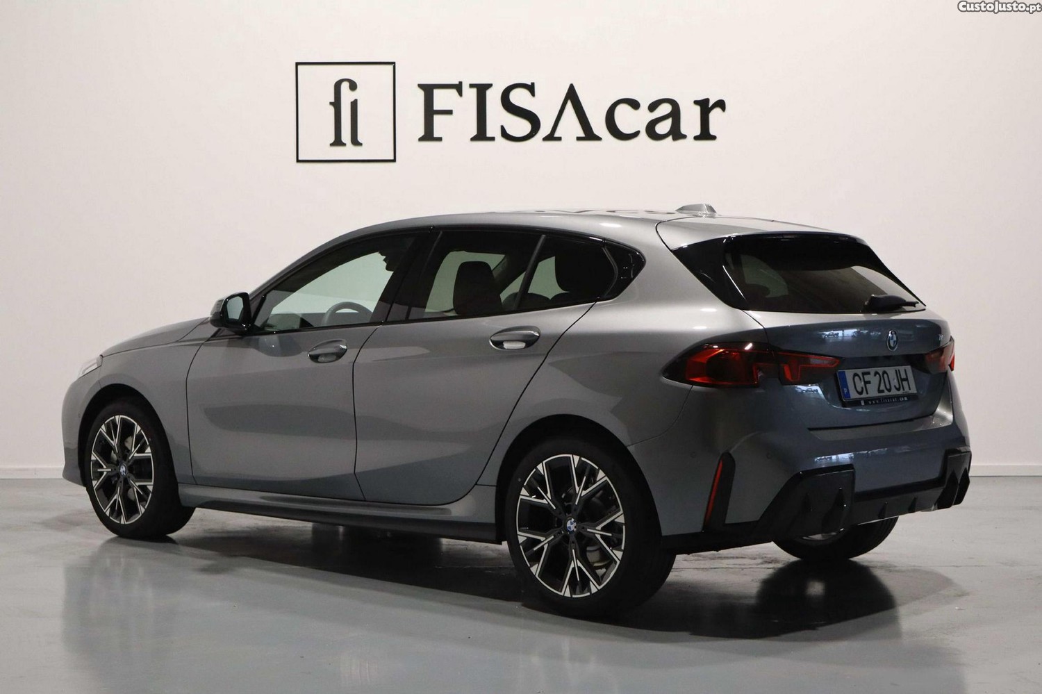 BMW 116 Pack Desportivo M — fotografia 24