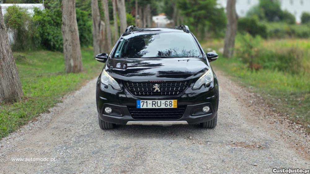 Peugeot 2008 1.6 BlueHDi GT Line — fotografia 17