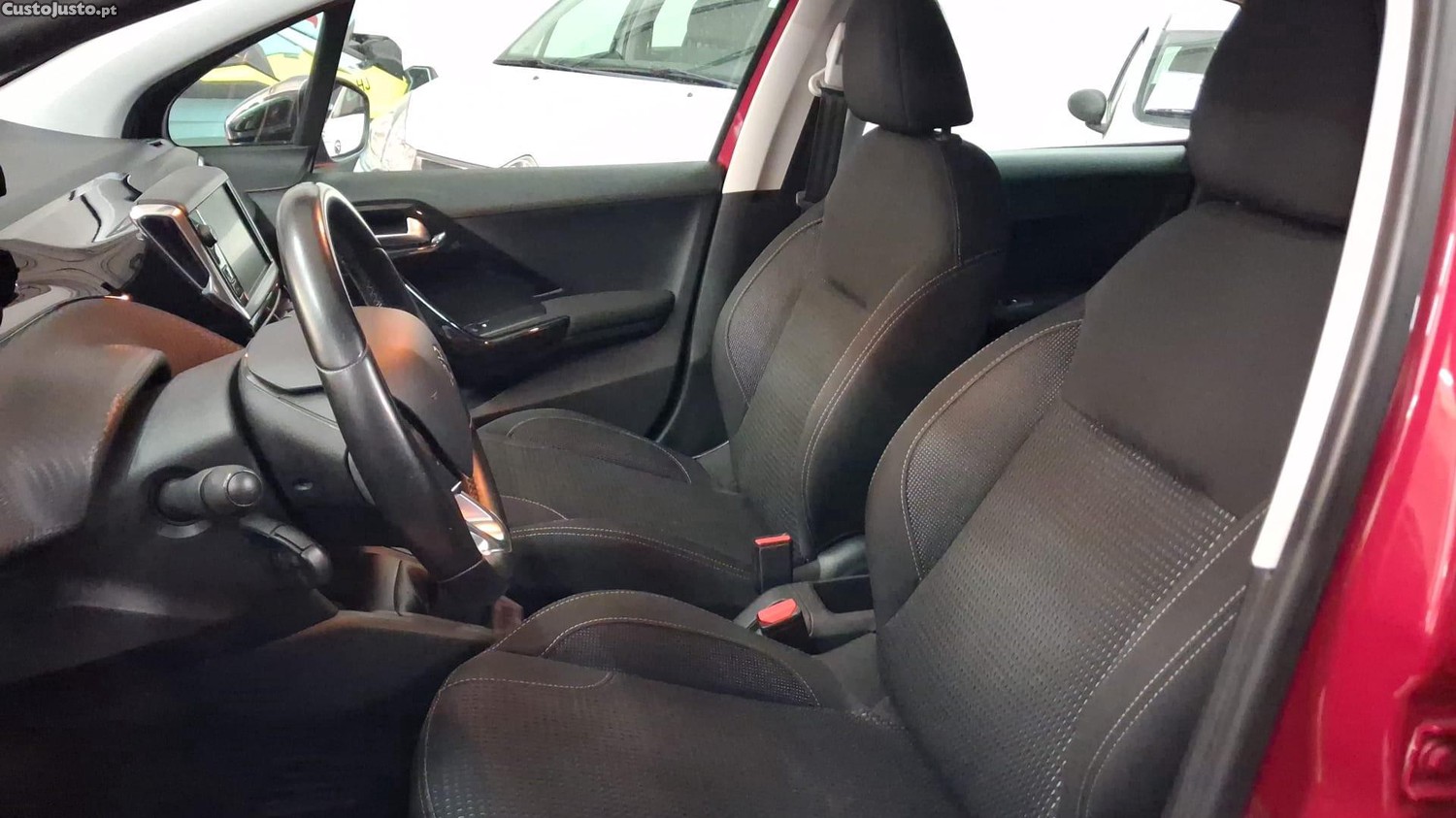 Peugeot 208 1.2 PureTech Style — fotografia 11