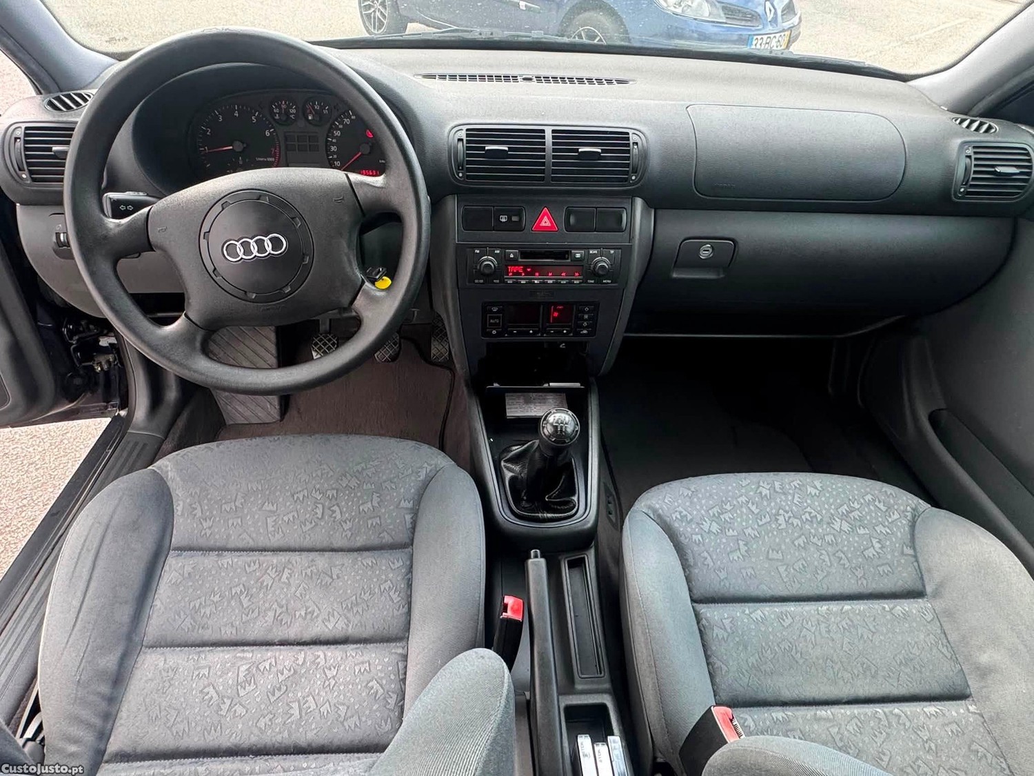 Audi A3 1.6 — fotografia 9