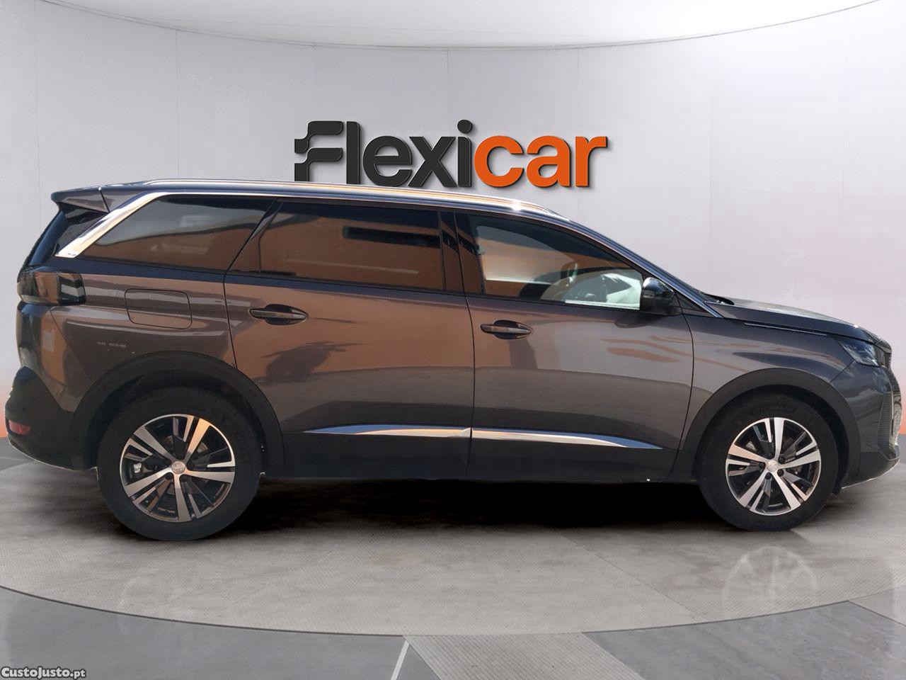 Peugeot 5008 1.2 PureTech Allure Pack EAT8 — fotografia 10