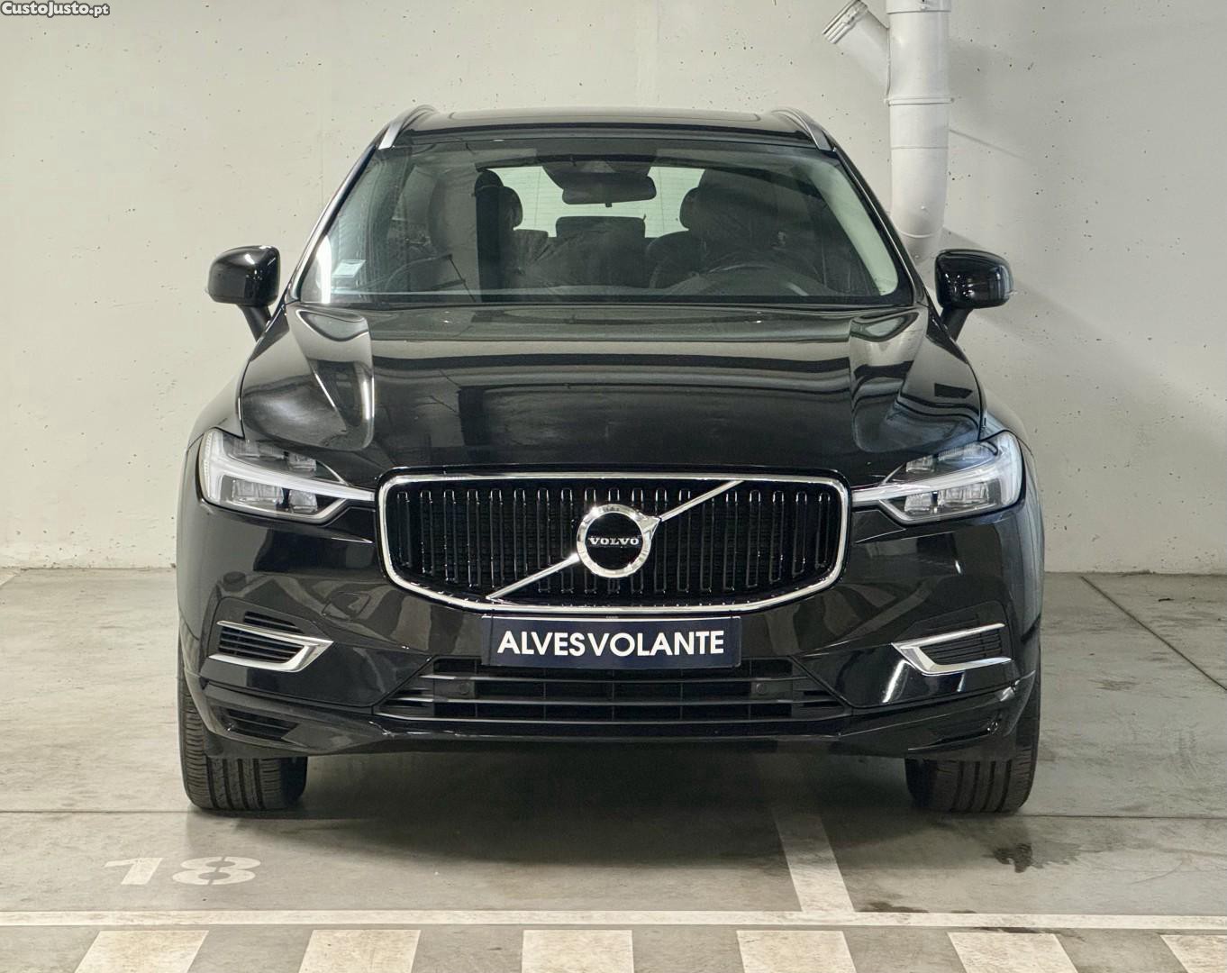 Volvo XC 60 2.0 T8 PHEV R-Design AWD — fotografia 18