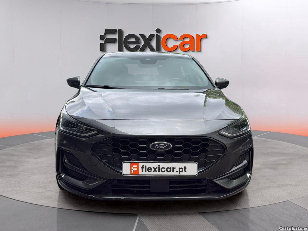 Ford Focus 1.0 EcoBoost MHEV ST-Line — fotografia 14