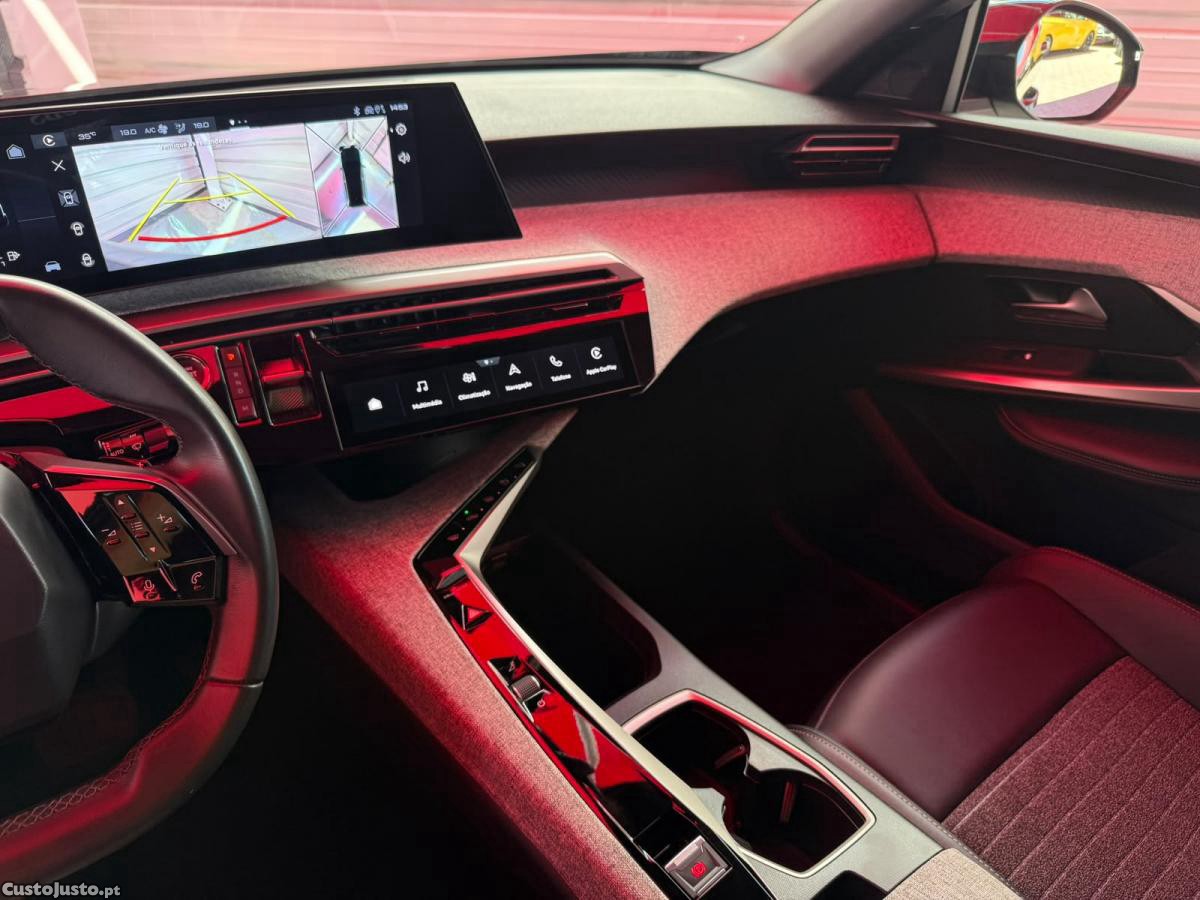 Peugeot 5008 Allure Hybrid E-DC56 — fotografia 4