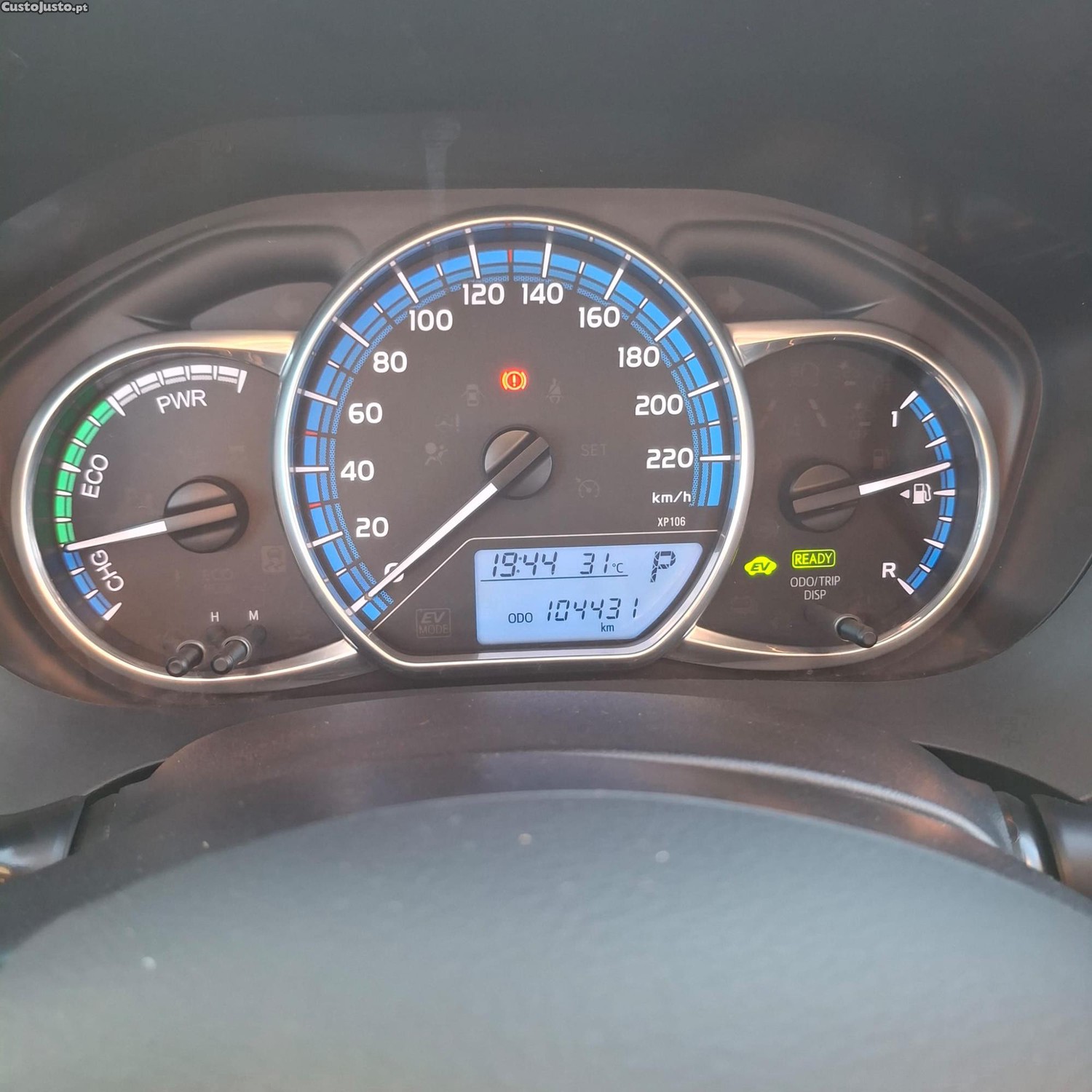 Toyota Yaris Hybrid — fotografia 6