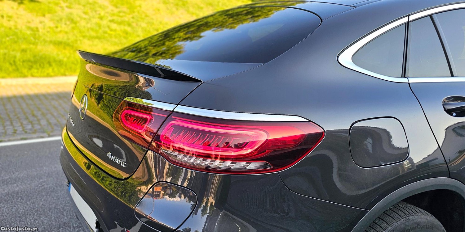 Mercedes-Benz GLC 300 DE 2022 — fotografia 4
