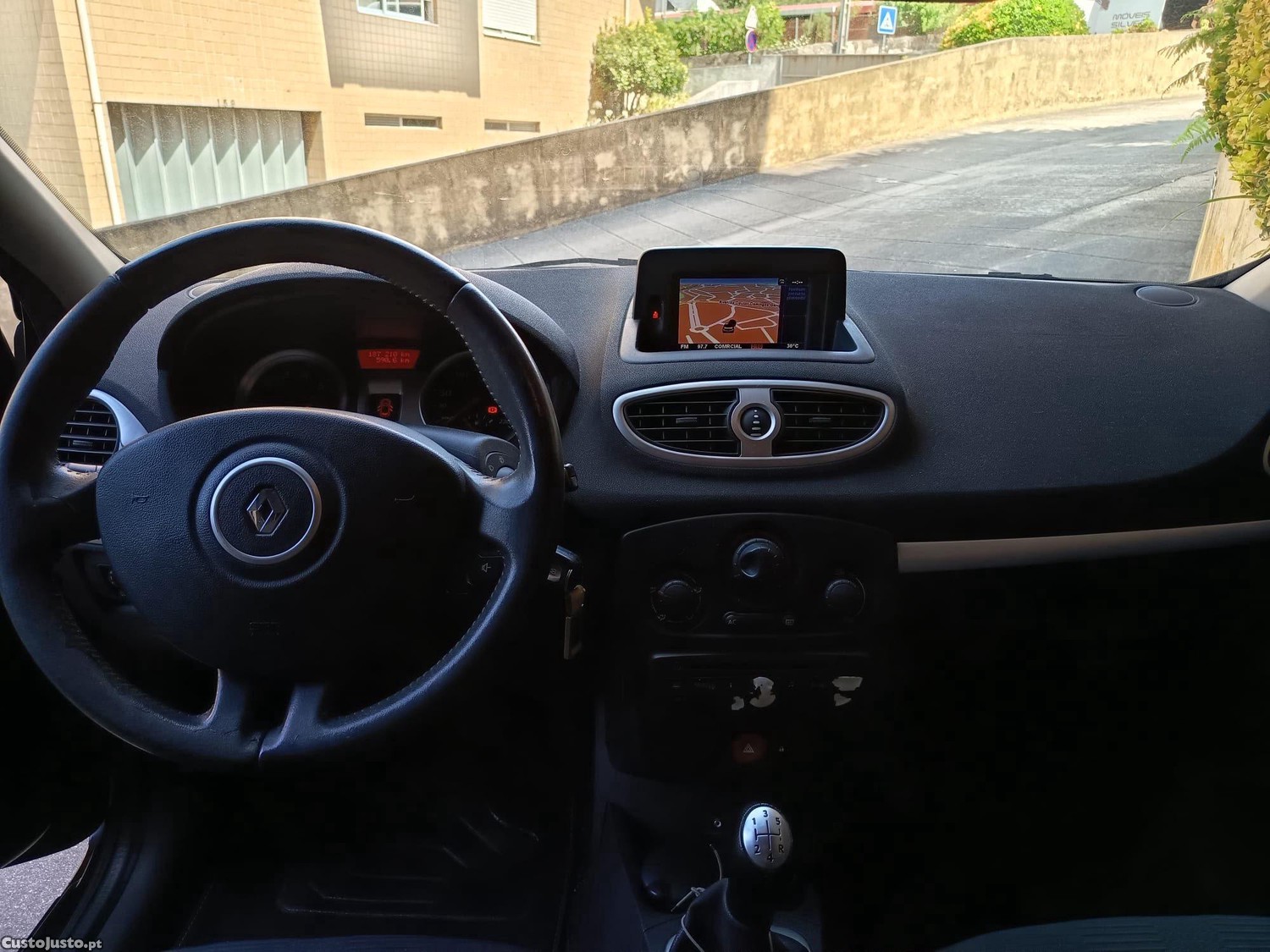 Renault Clio Break — fotografia 9