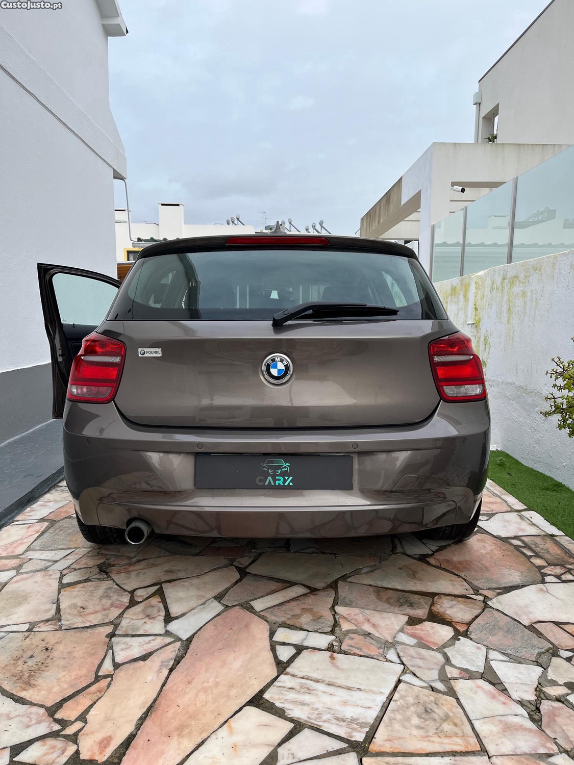 BMW 114 Lounge — fotografia 8