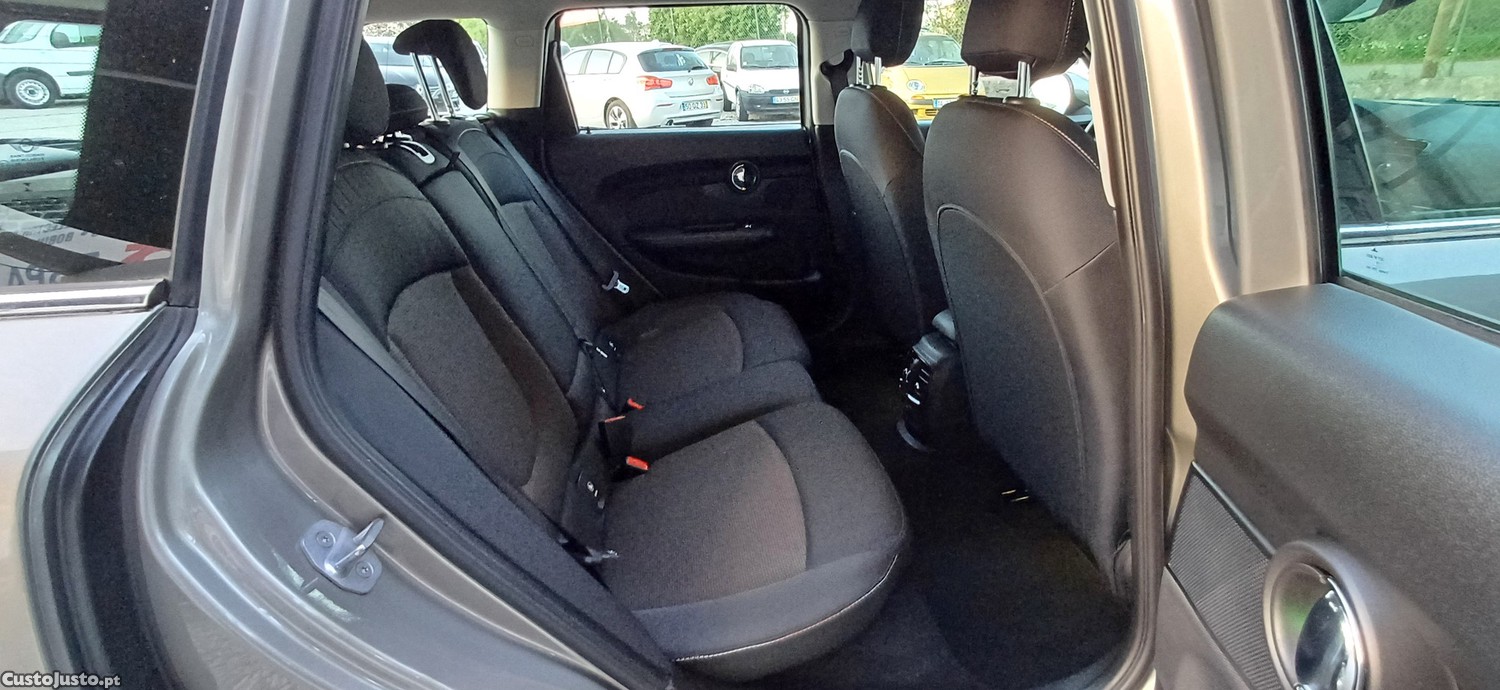 MINI Clubman One D 116cv Gps Nacional — fotografia 13