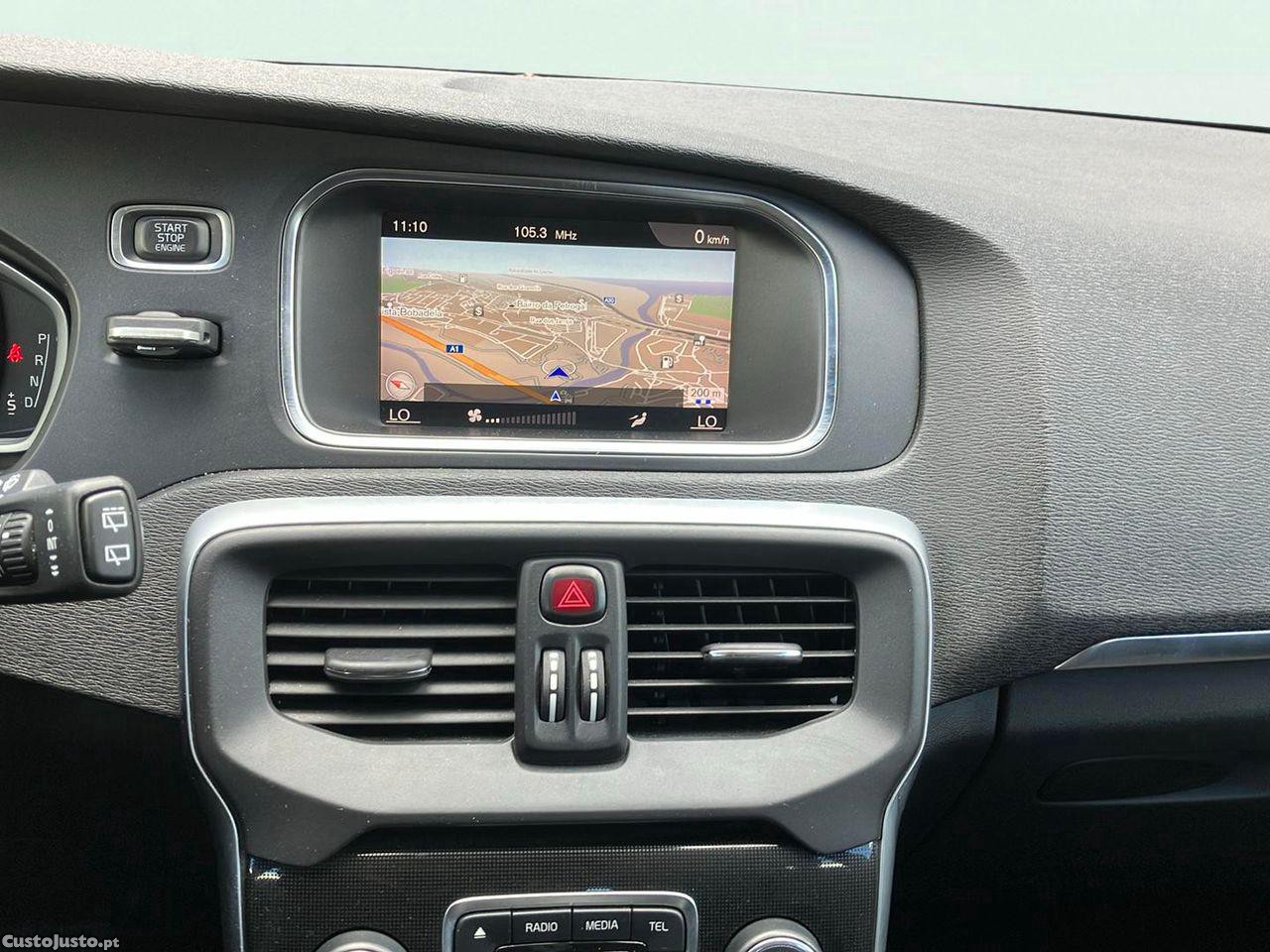 Volvo V40 2.0 D2 Momentum — fotografia 5
