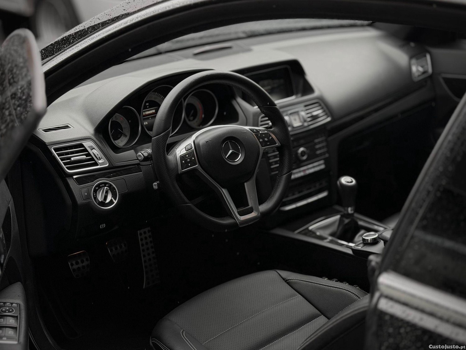Mercedes-Benz E 250 Coupé — fotografia 4
