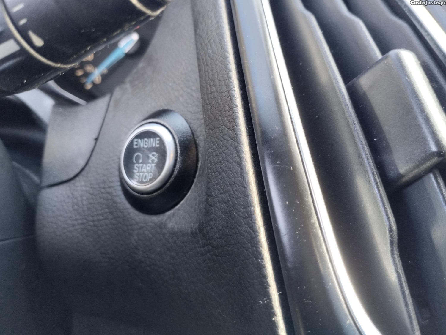 Ford Focus 1.0 SCTI 125cv TITANIUM c/ GPS - Utilitário Nacional c/ Garantia — fotografia 5