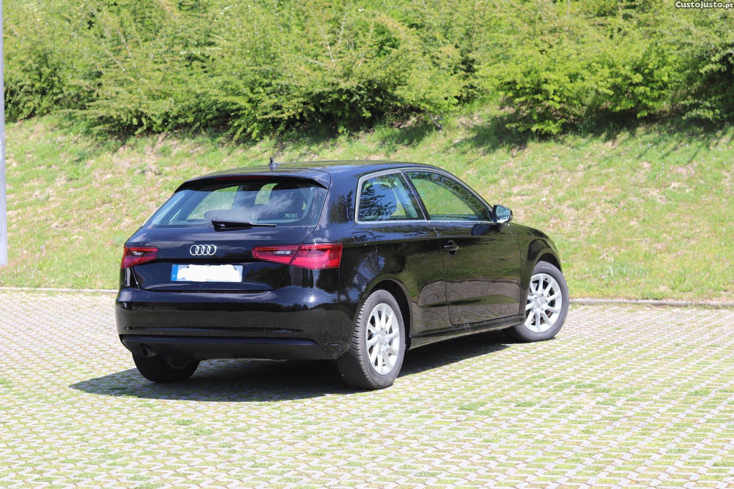 Audi A3 1.6 TDI 110CV — fotografia 4