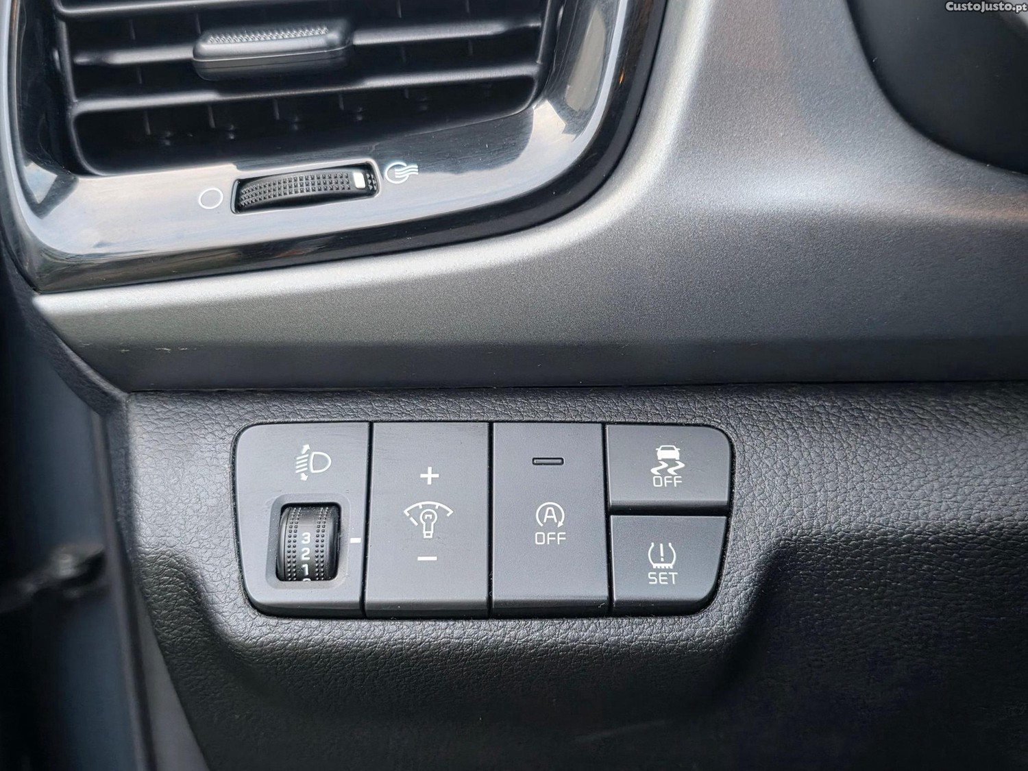 Kia Rio 1.0 T-GDi Wave — fotografia 11