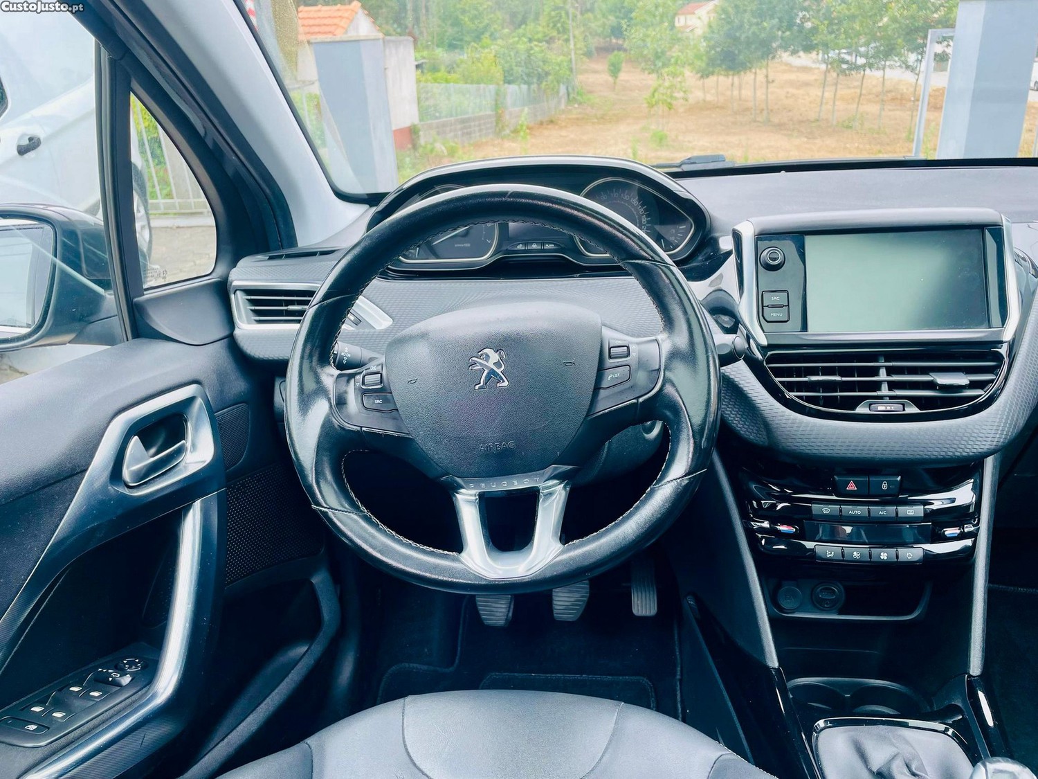 Peugeot 2008 1.2 PureTech Active — fotografia 7